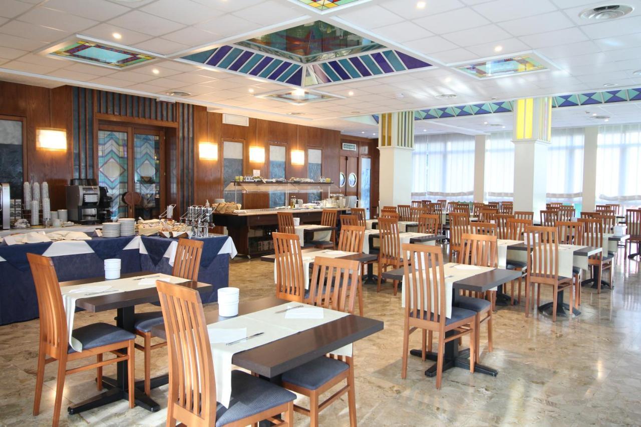 Continental B&B City Hotel Bibione Bagian luar foto