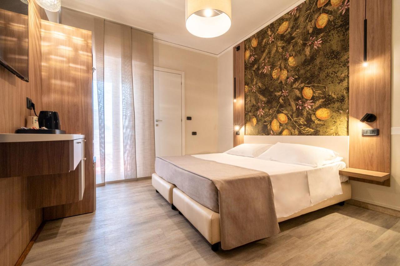 Continental B&B City Hotel Bibione Bagian luar foto