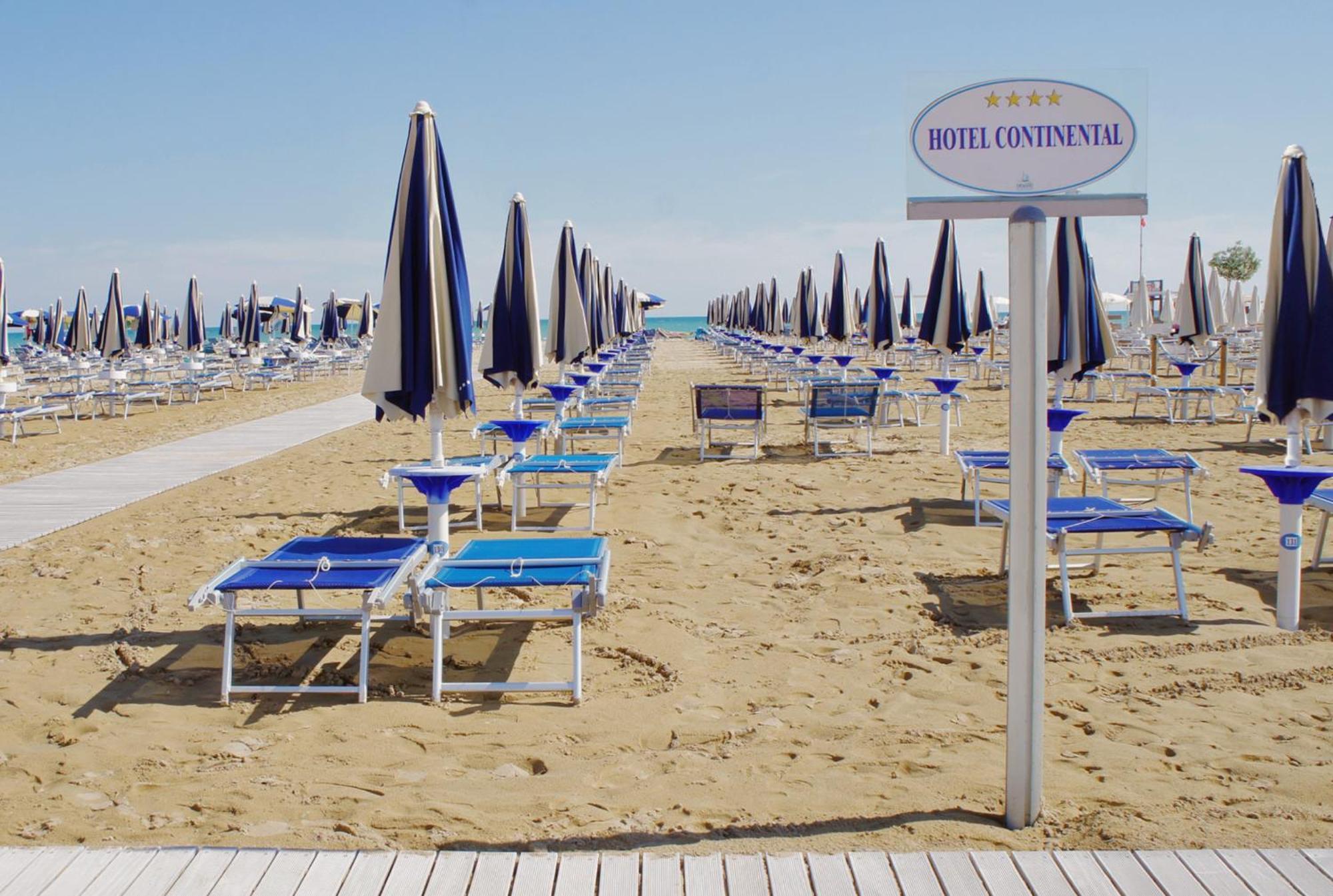 Continental B&B City Hotel Bibione Bagian luar foto