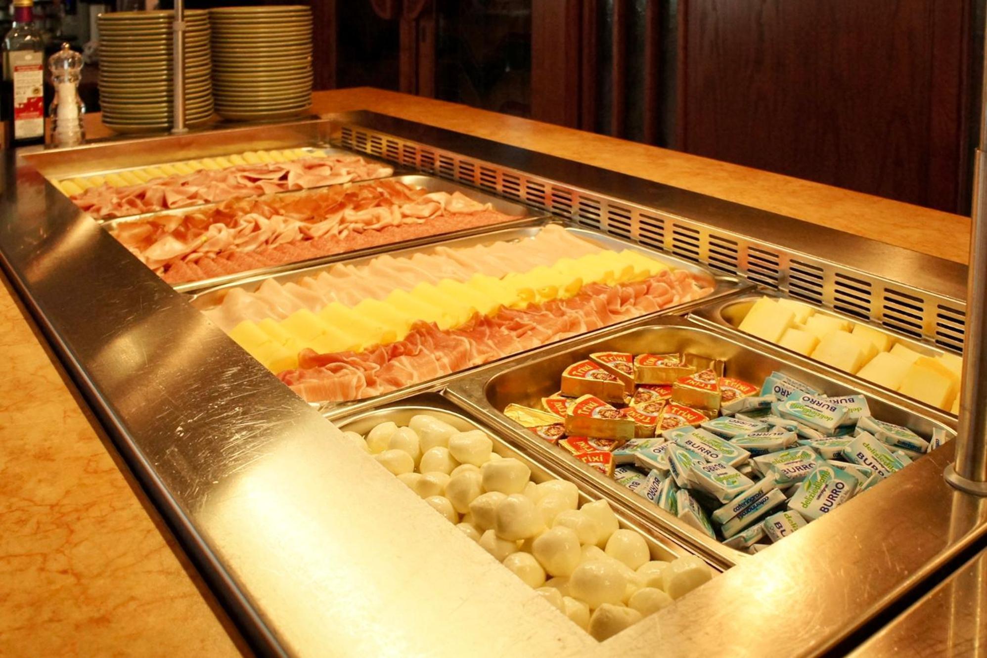 Continental B&B City Hotel Bibione Bagian luar foto